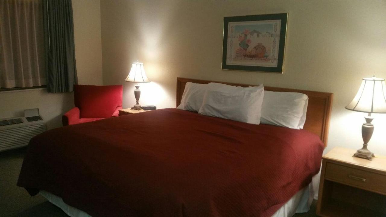 Bent Motel 2*